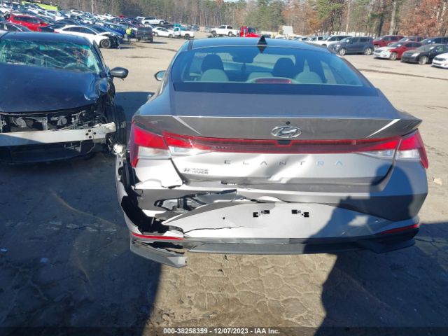 KMHLL4AG6PU483533 Hyundai ELANTRA SE