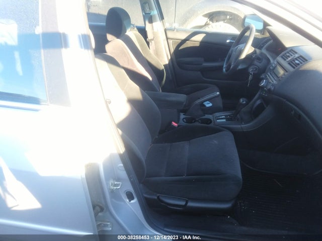 2004 HONDA ACCORD 2.4 LX VIN: 1HGCM56324A141668