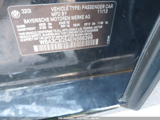 BMW 320i Xdrive 2014 WBA3C3G54ENS68399 Image 9