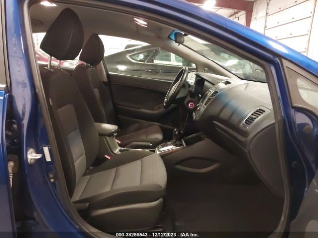 3KPFL4A7XHE058642 KIA FORTE S