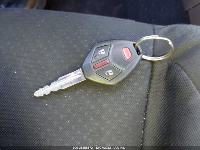 2014 MITSUBISHI OUTLANDER SPORT ES VIN: 4A4AP3AU5EE023151