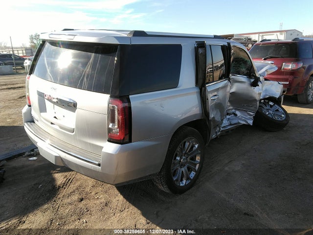 GMC YUKON DENALI 2017 1GKS2CKJ5HR311459 Image 4