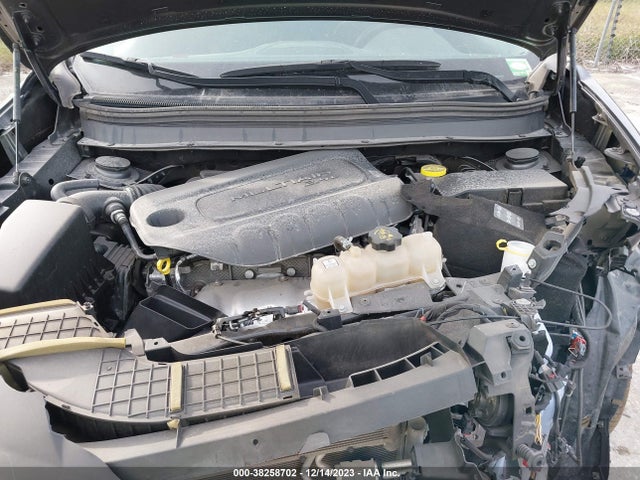 1C4PJLLB1MD200264 Jeep Cherokee Altitude Fwd
