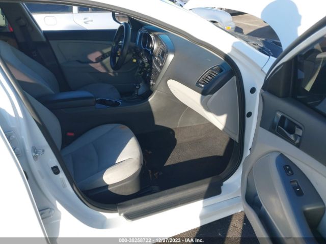5XXGM4A70FG465715 KIA Optima Lx