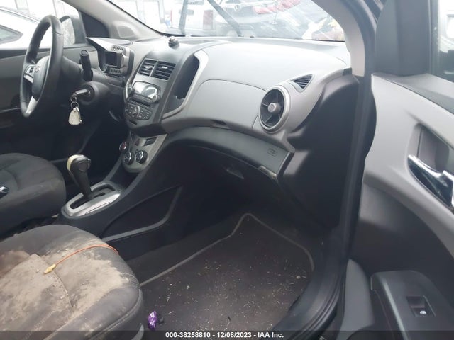 Chevrolet Sonic Lt Auto 2014 1G1JC5SH8E4192739 Image 5