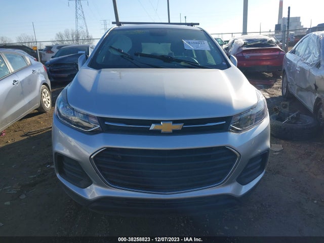 Chevrolet TRAX LS 2017 3GNCJKSB6HL216851 Image 13