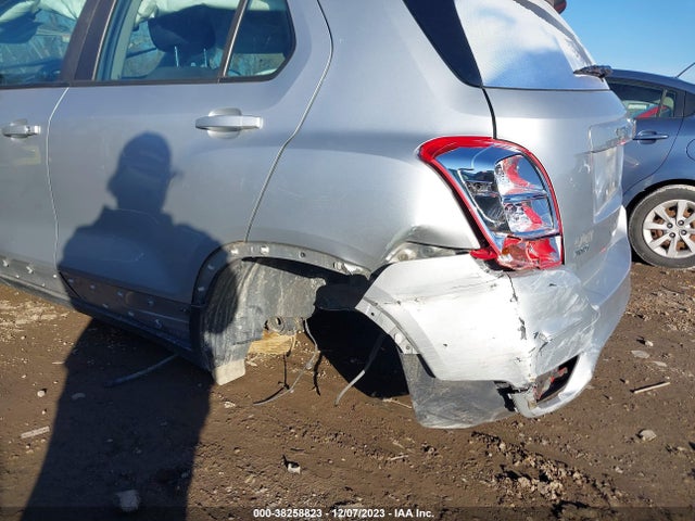 Chevrolet TRAX LS 2017 3GNCJKSB6HL216851 Image 6