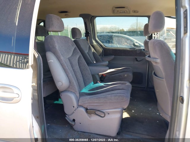 2000 DODGE GRAND CARAVAN SE VIN: 2B4GP44GXYR536283