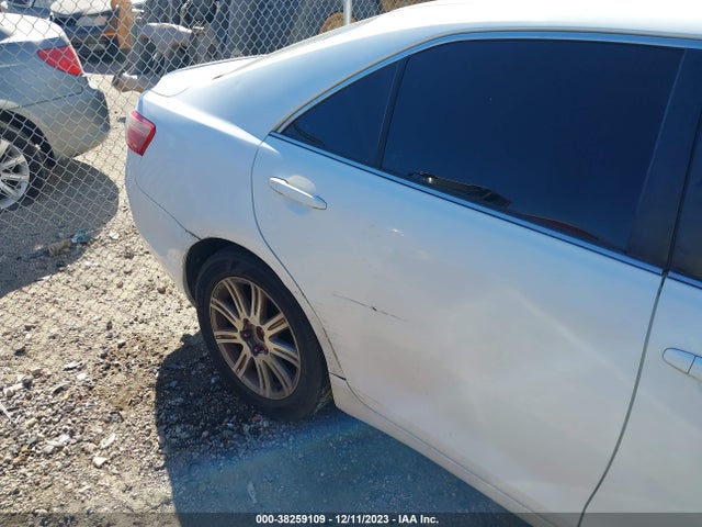 2007 TOYOTA CAMRY LE VIN: 4T1BE46K27U658752