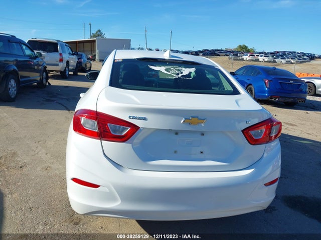 Chevrolet Cruze Lt Auto 2018 1G1BE5SM0J7218397 Image 16