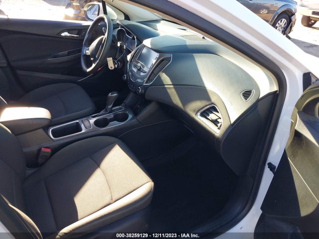 Chevrolet Cruze Lt Auto 2018 1G1BE5SM0J7218397 Image 5