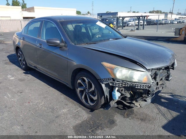 2011 HONDA ACCORD 2.4 EX VIN: 1HGCP2F75BA052800