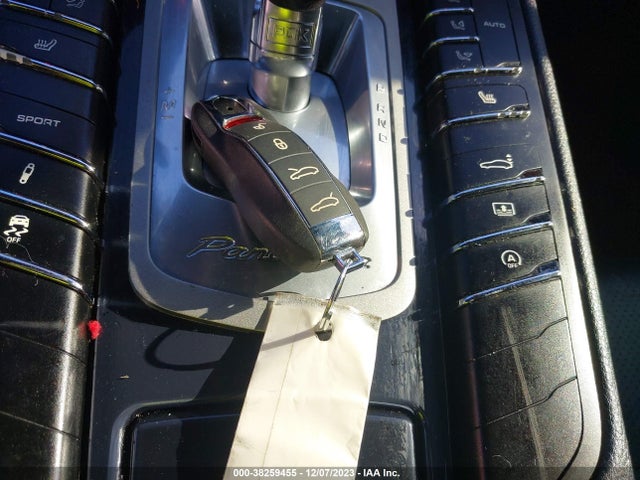 2011 PORSCHE PANAMERA WP0AA2A77BL018635 Photo 10