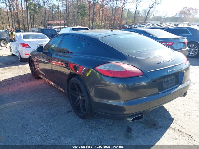 2011 PORSCHE PANAMERA WP0AA2A77BL018635 Photo 2