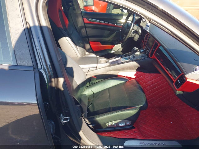 2011 PORSCHE PANAMERA WP0AA2A77BL018635 Photo 4