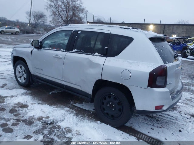 1C4NJDEB1ED616889 Jeep Compass Latitude