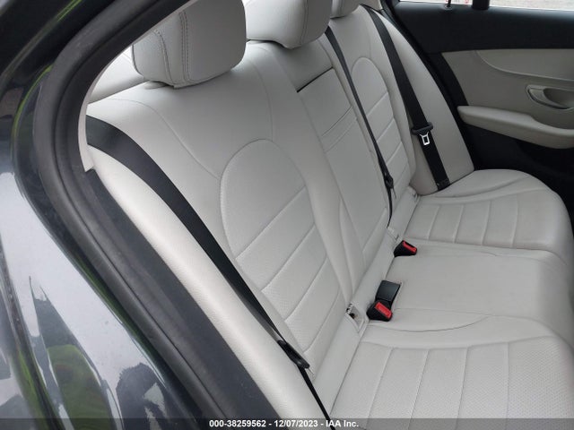 55SWF4KB5GU123673 Mercedes-Benz C 300 Sport 4matic/luxury 4matic/4matic