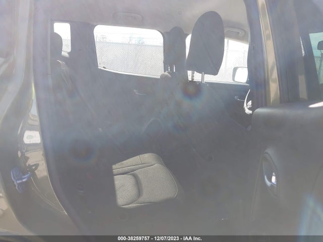 ZACCJABT0FPB45193 Jeep Renegade Latitude
