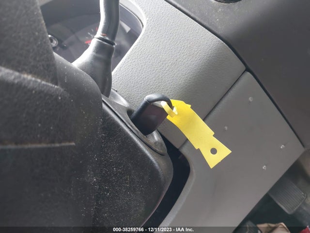 2007 FORD F-150 STX/XL/XLT VIN: 1FTRF14W77NA25825