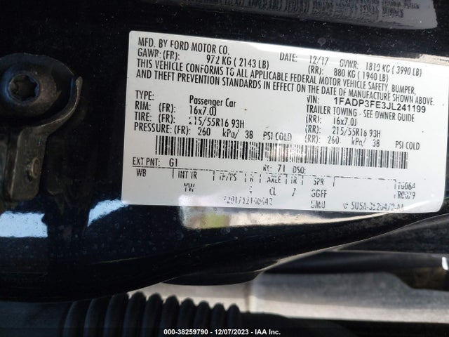 2018 FORD FOCUS SE VIN: 1FADP3FE3JL241199