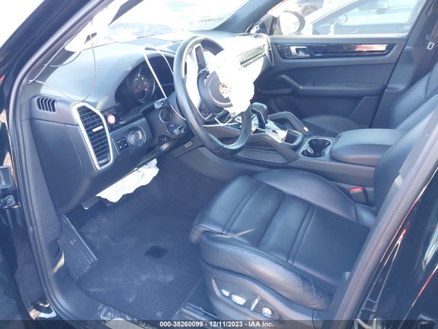 2021 PORSCHE CAYENNE WP1AA2AY7MDA06456 Photo 4