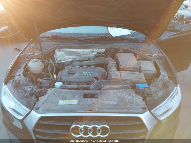 WA1BCCFS1JR016189 Audi Q3 2.0t Premium/2.0t Sport Premium