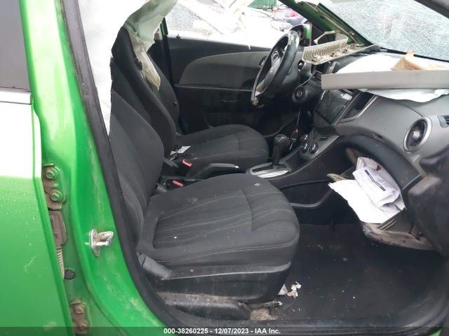 Chevrolet Sonic Lt Auto 2014 1G1JC5SB2E4216688 Image 5