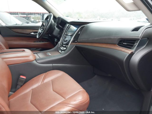 1GYS3JKJ0GR106993 Cadillac Escalade Esv Premium Collection