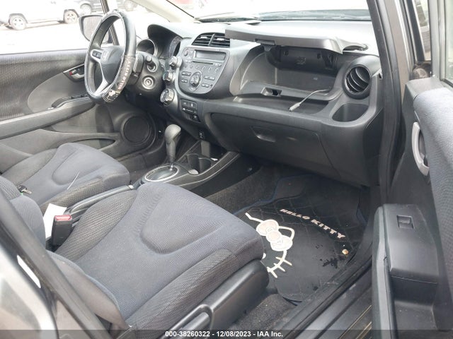 2013 HONDA FIT SPORT VIN: JHMGE8H5XDC079534