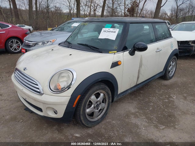 2007 MINI COOPER WMWMF33527TT52978 Photo 1