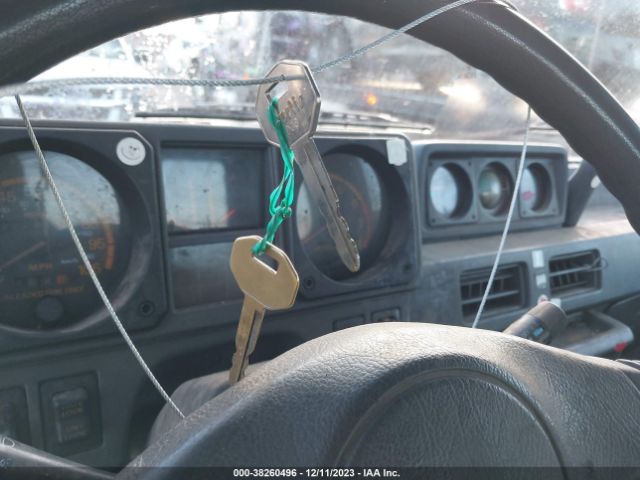 1988 MITSUBISHI MONTERO JA4FJ53E3JJ005498 Photo 10