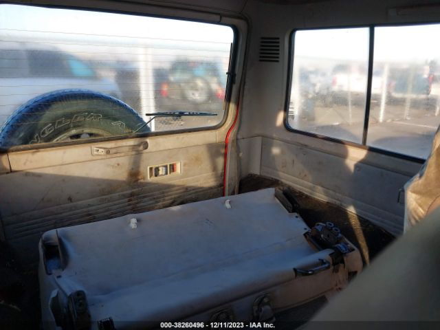 1988 MITSUBISHI MONTERO JA4FJ53E3JJ005498 Photo 7