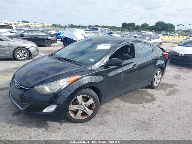 2013 HYUNDAI ELANTRA GLS VIN: 5NPDH4AEXDH223800