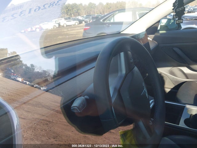 2021 TESLA MODEL 3 5YJ3E1EAXMF867712 Photo 6