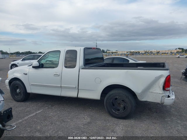 2002 FORD F-150 XLT/XL VIN: 1FTRX17252NC01723