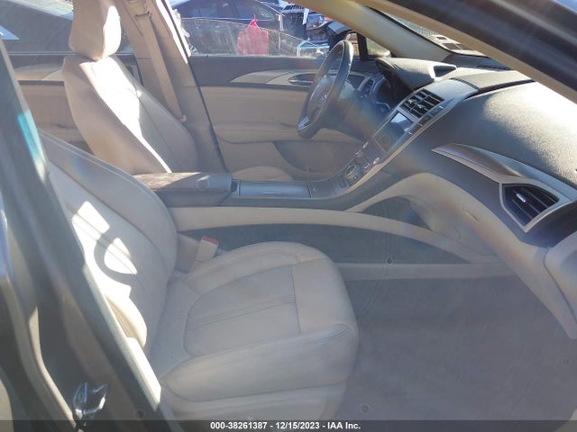 2020 LINCOLN MKZ STANDARD VIN: 3LN6L5B93LR619489