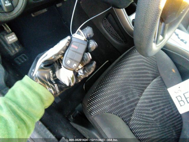 3C4PDCBG7JT514379 Dodge Journey Sxt
