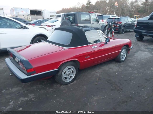 1986 ALFA ROMEO VELOCE 2000 SPIDER VIN: ZARBA5412G1037986