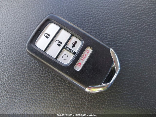 Honda Civic Touring 2016 19XFC1F96GE032739 Image 11