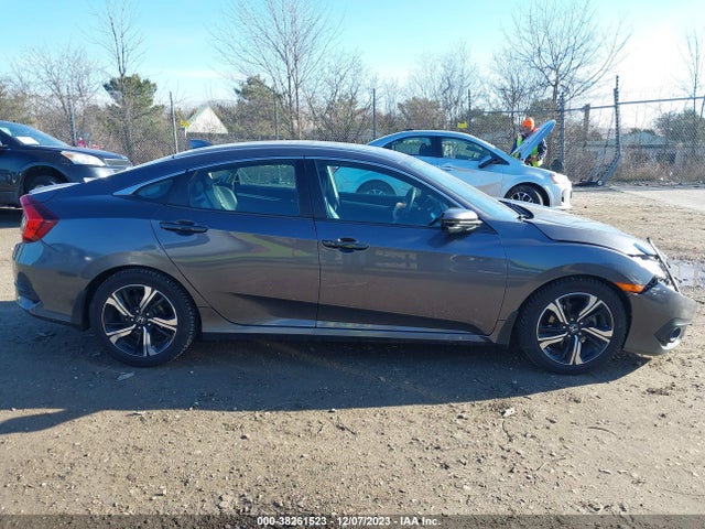 Honda Civic Touring 2016 19XFC1F96GE032739 Image 13