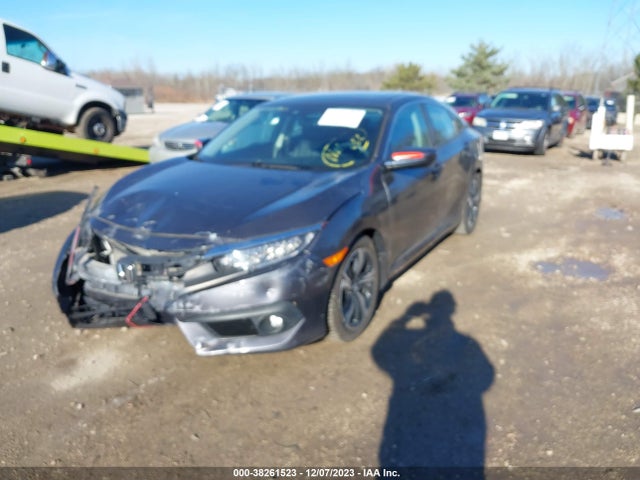 Honda Civic Touring 2016 19XFC1F96GE032739 Image 2
