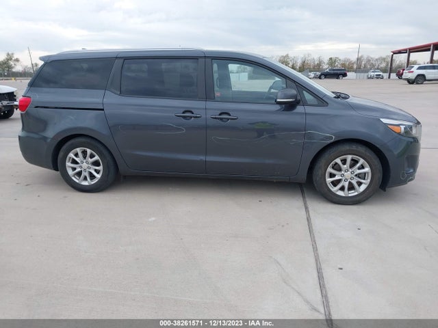 KIA SEDONA LX 2016 KNDMB5C15G6183979 Image 13