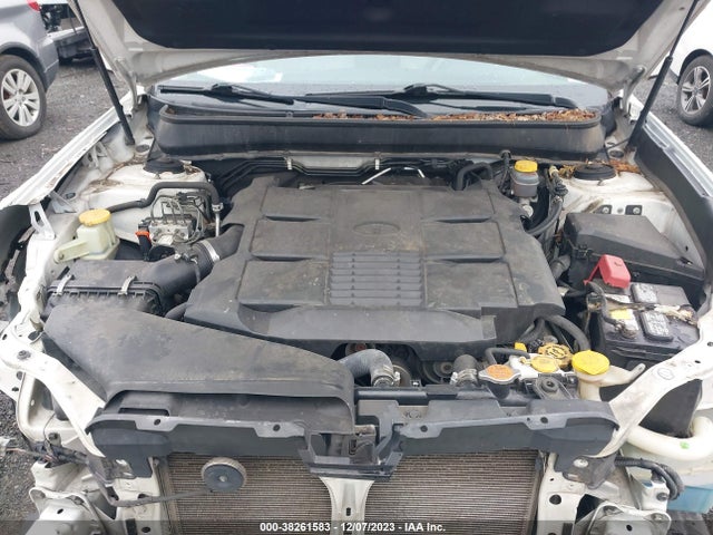 2014 SUBARU OUTBACK 3.6R LIMITED VIN: 4S4BRDLC2E2253128