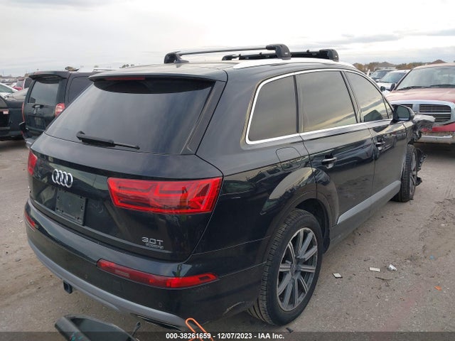 WA1VAAF70JD001232 Audi Q7 3.0t Premium