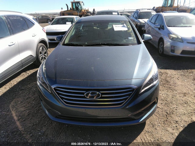 2015 HYUNDAI SONATA SE VIN: 5NPE24AF1FH236582