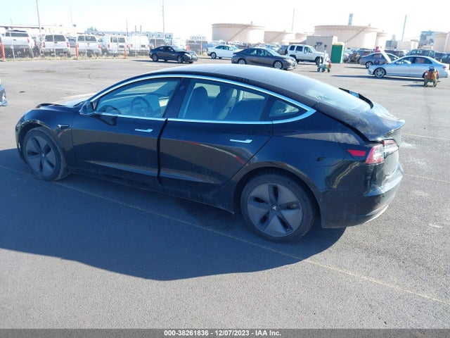 5YJ3E1EA5JF152252 Tesla Model 3 Mid Range/long Range