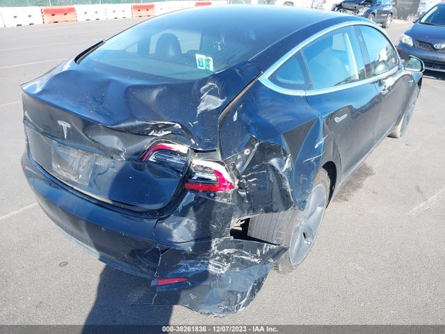 5YJ3E1EA5JF152252 Tesla Model 3 Mid Range/long Range