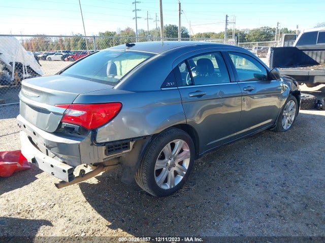 2013 CHRYSLER 200 LX VIN: 1C3CCBAB8DN640258