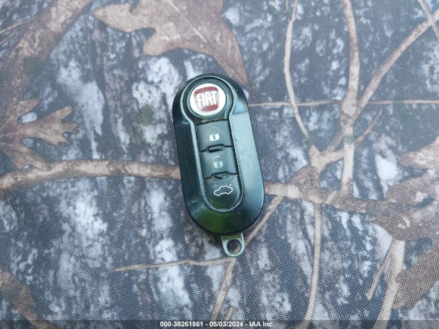 2015 FIAT 500 3C3CFFAR8FT681780 Photo 10