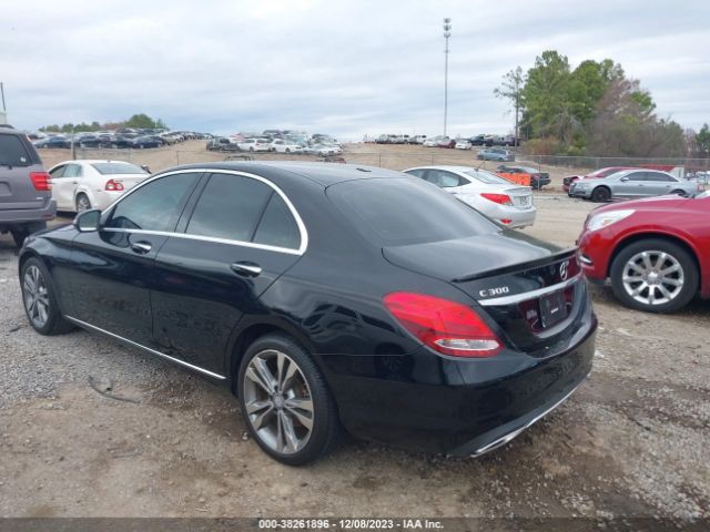 55SWF4JB4HU209916 Mercedes-Benz C 300 Luxury/sport